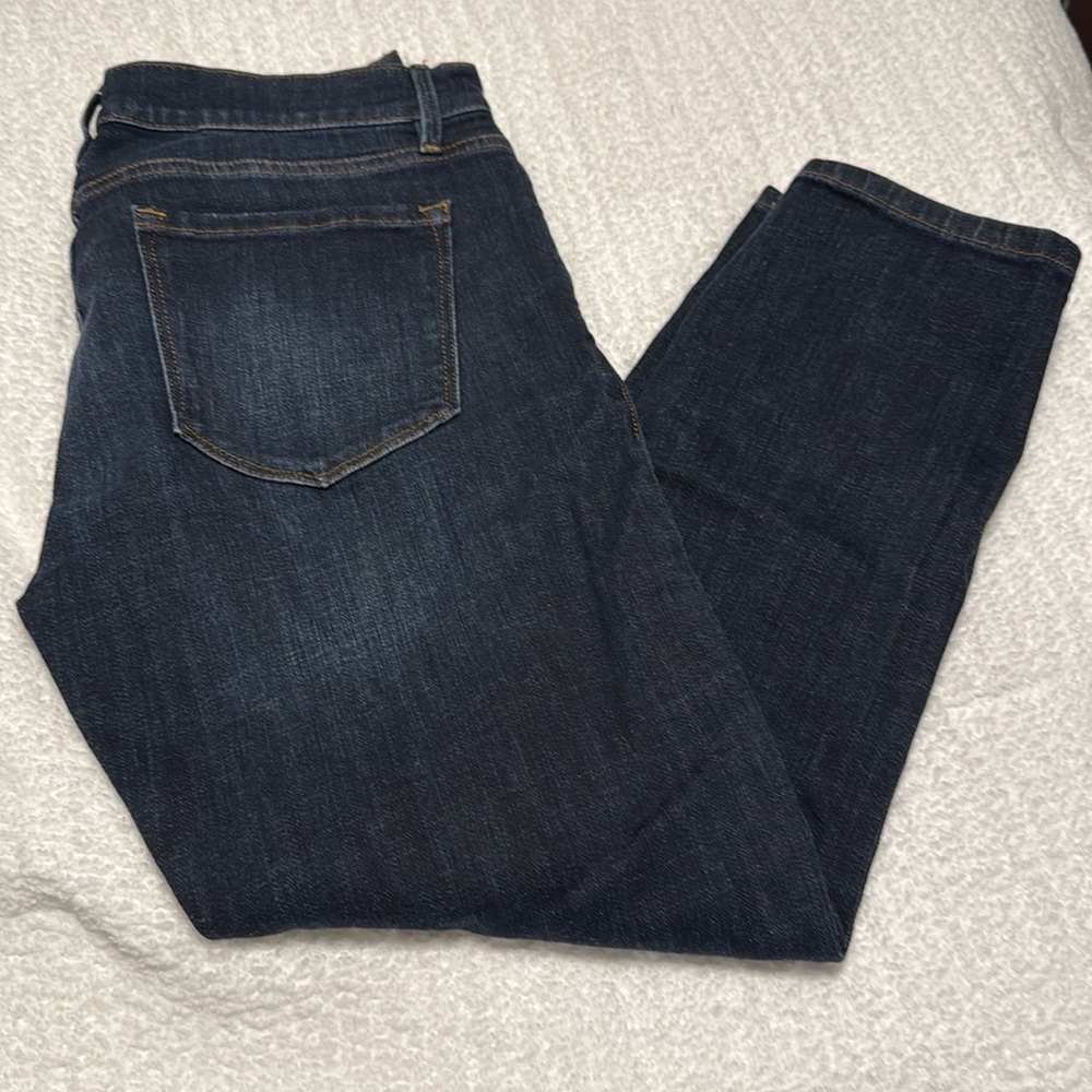 FRAME Le Garçon Crop size 27 (runs a little big)